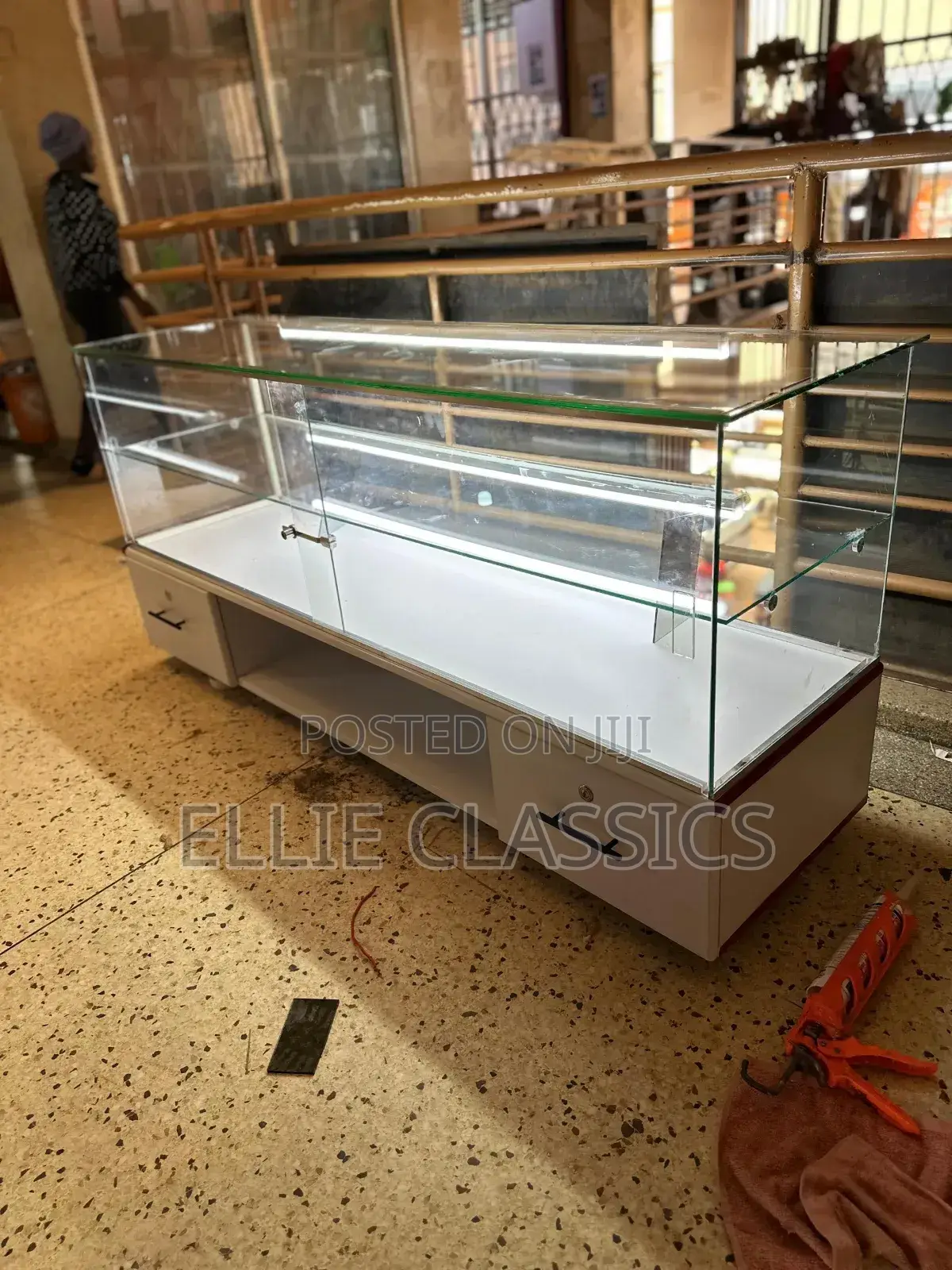 Glass Counter