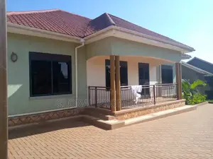 4bdrm Bungalow in Kyaliwajala Kireka, Central Division for rent