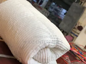 4pc Coral Duvet 6x6 Cream