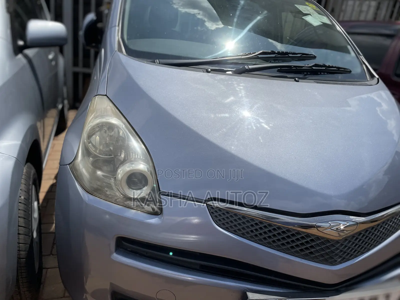 Toyota Ractis 2008 Blue