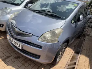 Toyota Ractis 2008 Blue