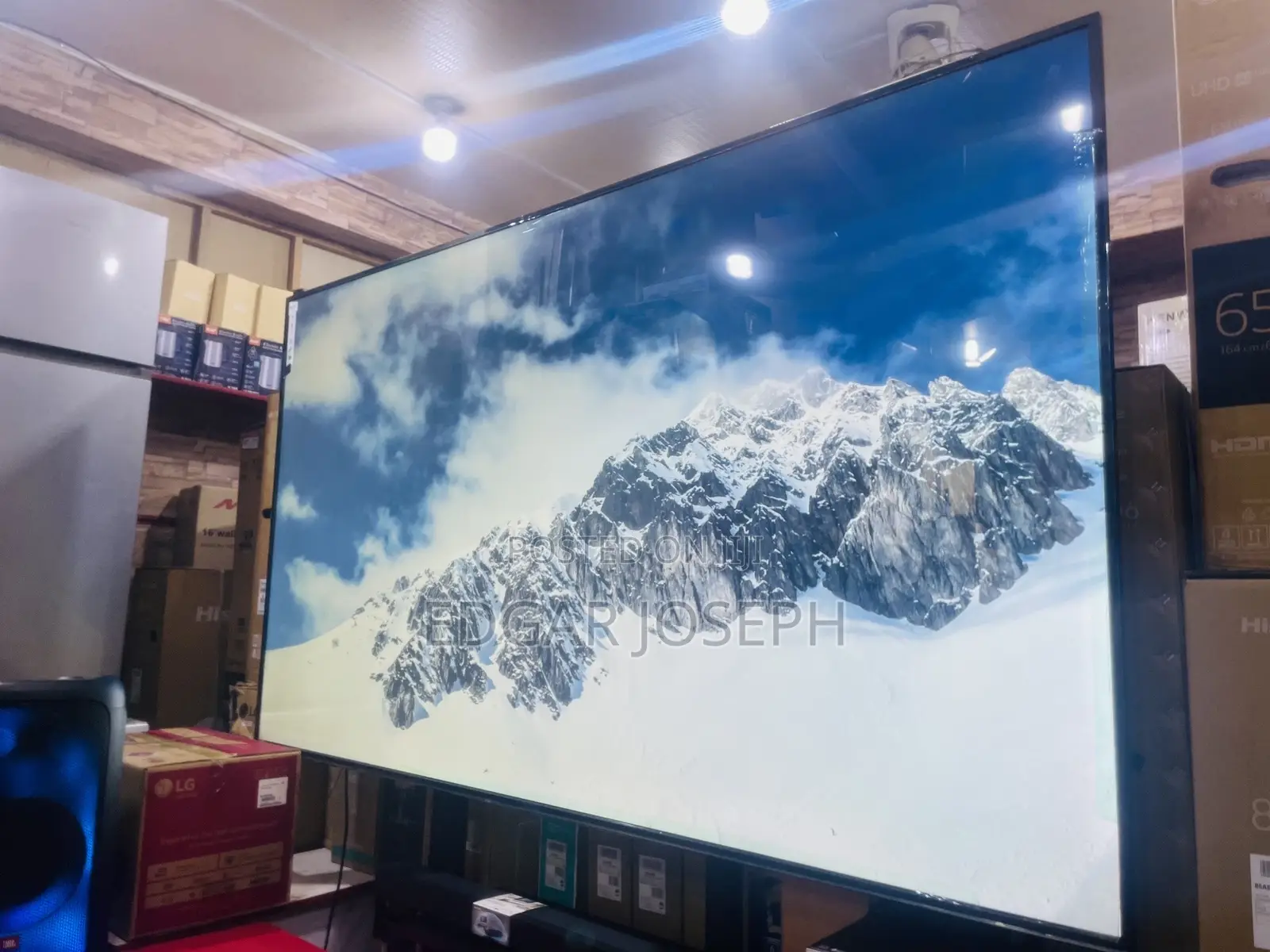 100 Inches Black Ark UHD