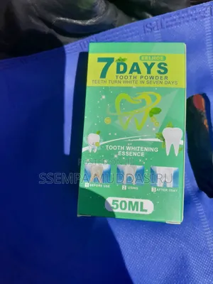 Seven Days Tooth Powder