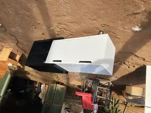 Simple Four Feet Tv Stand