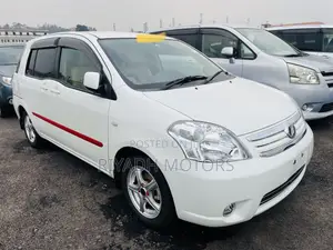 Toyota Raum 2011 White