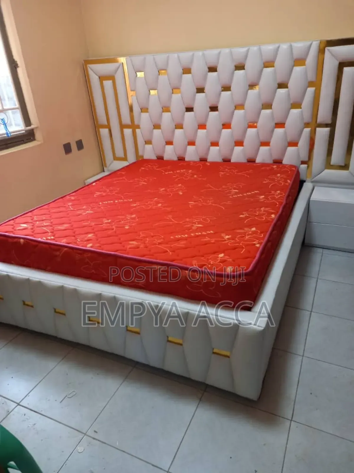 Master Bed Pazal