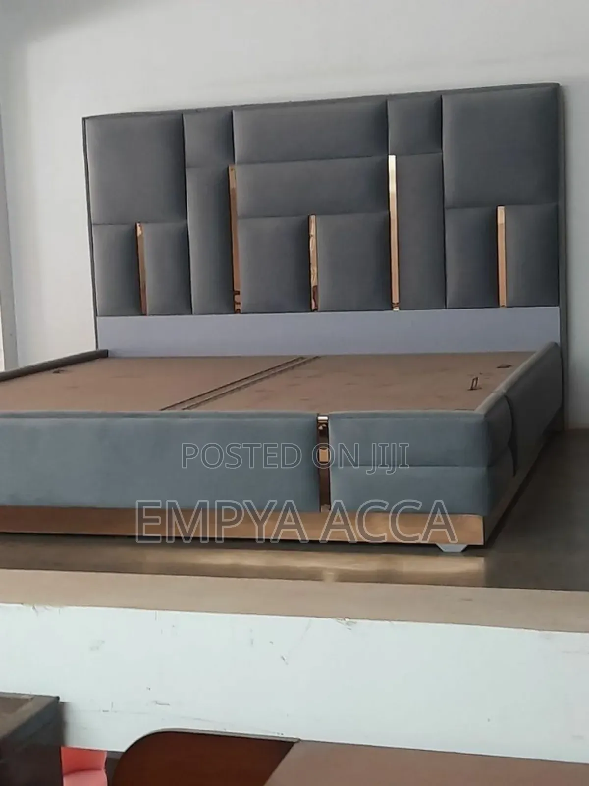 Master Bed Gray