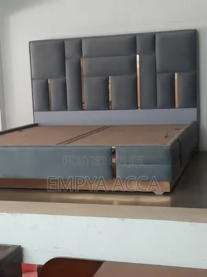 Master Bed Gray