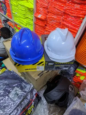 Construct Helmet