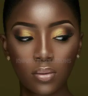 Make Up And Veiling