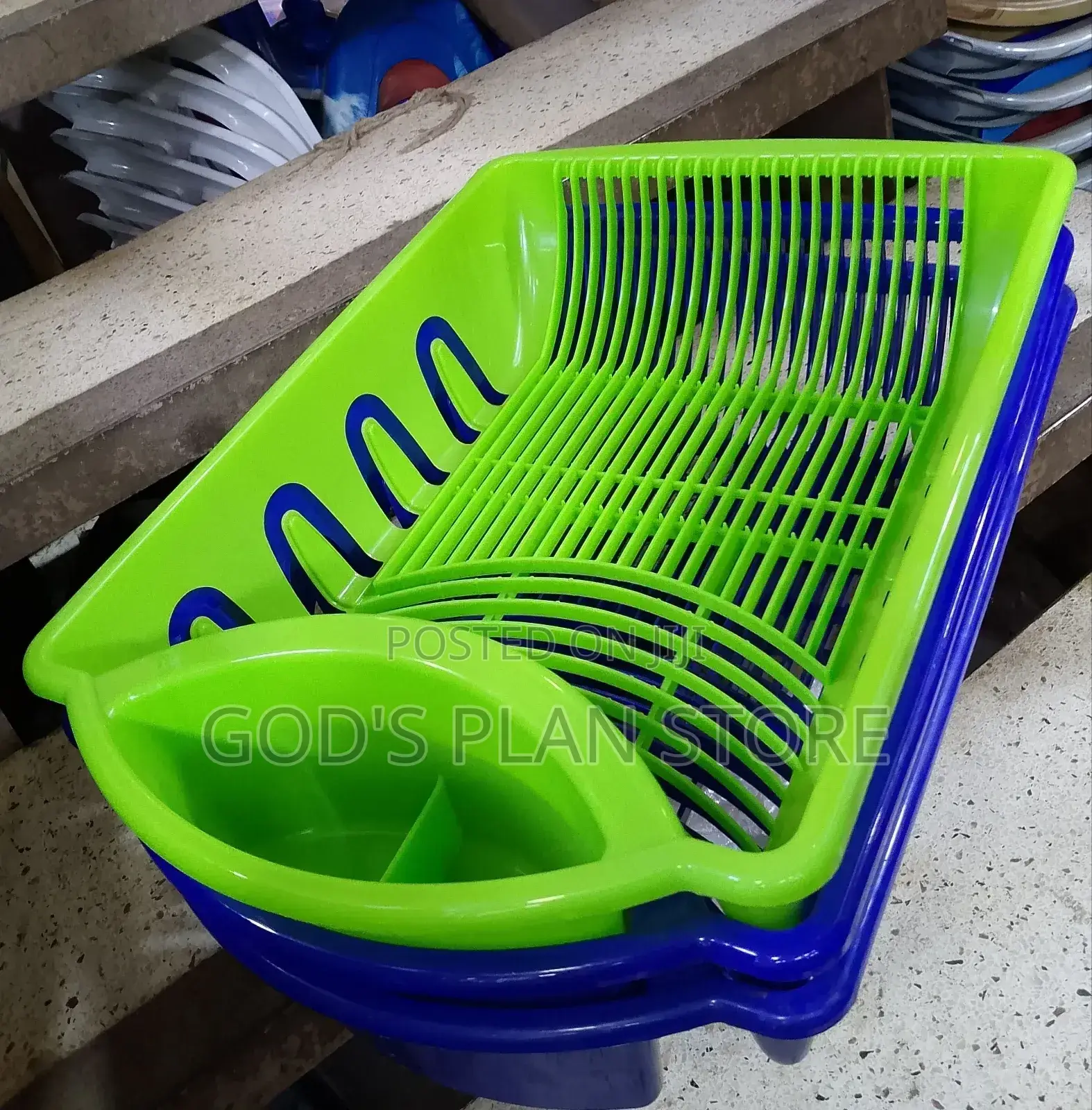 Dish Racks for Plastic Plates and Cups