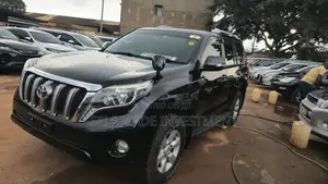 Toyota Land Cruiser Prado 2016 Black