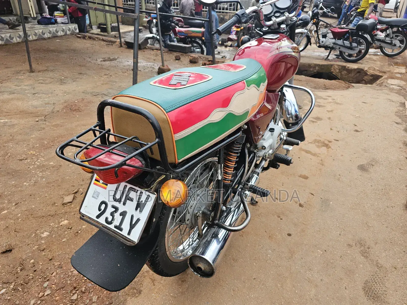 Bajaj Boxer 2024 Red