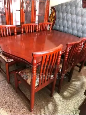 Buket Dining Set