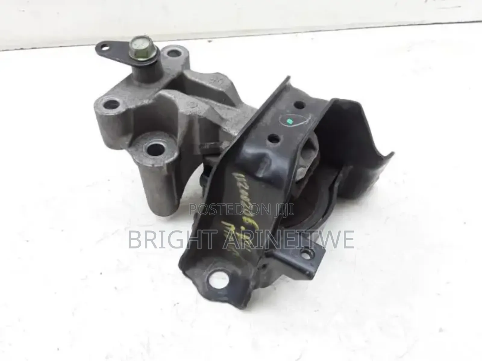 Engine Mounting for Nissan Note
