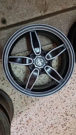 Rim 17 Mark X/Harrier/Vanguard(Black)