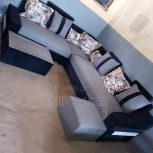 Shallon Sofa Set