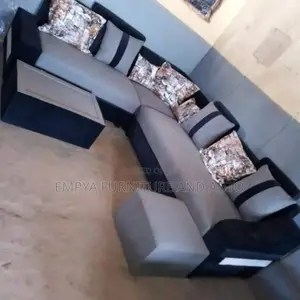 Shallon Sofa Set
