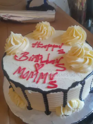 Small Birthdays Parties Cakes Red in White Decorations