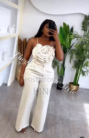 Bestie Luxe Star Ladies Wear