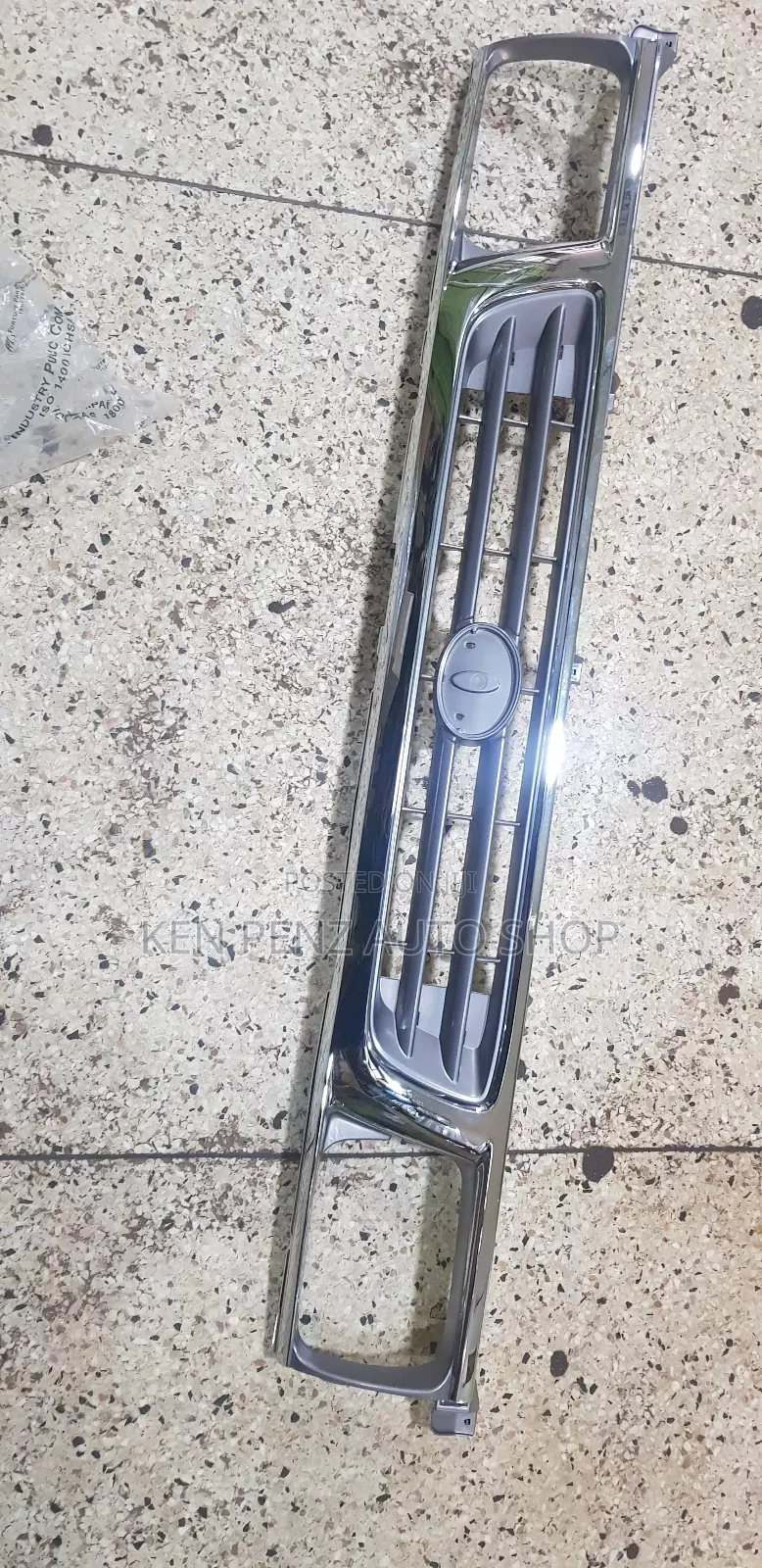 Grill for Hillux 167 2000