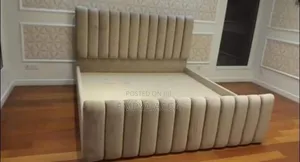 Maee Lines Bed