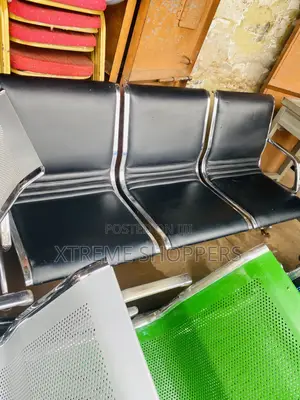 Soft Dark Black Waiting Office Chairs