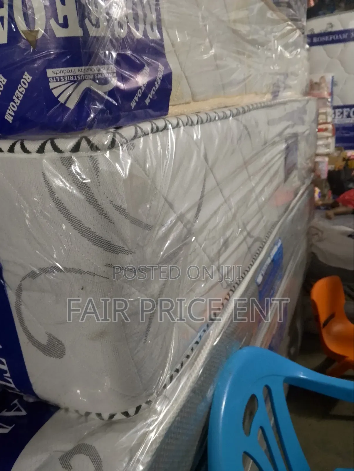 Semi Spring Mattress.6*6*12inches.( White)