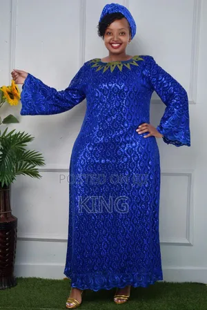 Well -Fitting Casual Fashion Dress