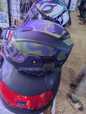 Resistant Visitor Helmet