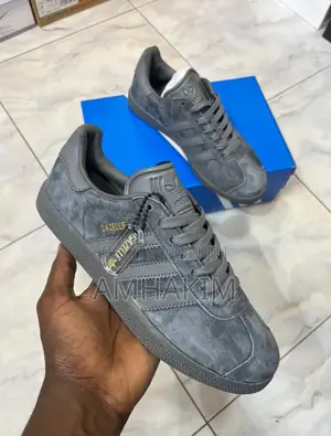 New Classic Adidas Gazelle Sneakers in Stock