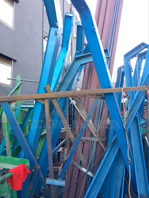 Fencing Poles