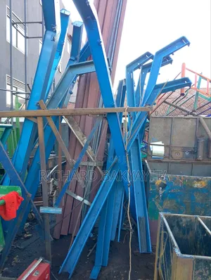 Fencing Poles