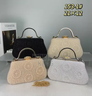 Prize Curl Handbag