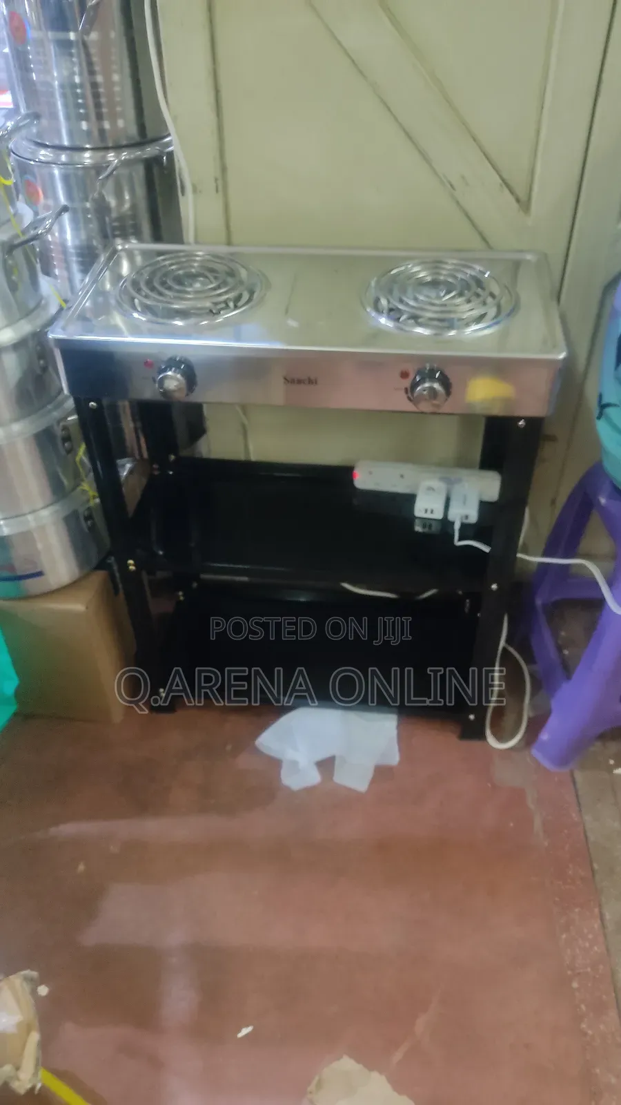 Double Hotplate With a Stand