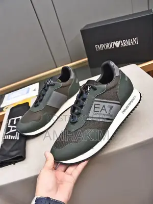 Classic Men Emporio Armani Designer Sneakers in Stock