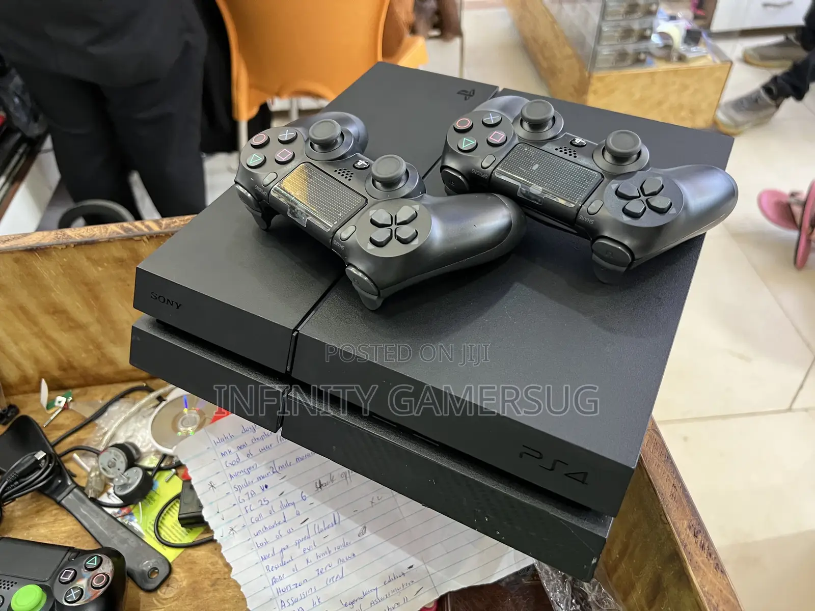 Ps4 Chipped With 10 Games