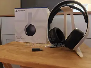 Sony Pulse 3D Wireless Headset PS5 With Dongle