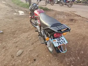 TVS HLX 125 2022 Red