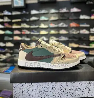 Original Air Jordan 1 Low Cactus Jack X Travis Scott Sneaker