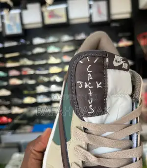 Original Air Jordan 1 Low Cactus Jack X Travis Scott Sneaker