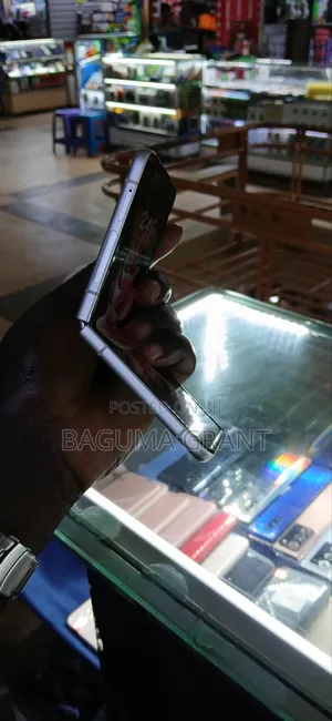 Samsung Galaxy Z Flip 3 128 GB