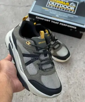 Original Skechers Arch Fit Hiking/Trekking Sneakers