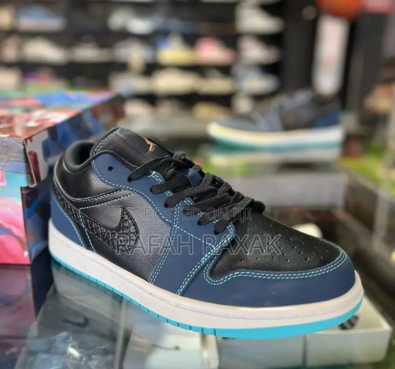 Original Navy Air Jordan 1 Low Retro Obsidian Sneaker