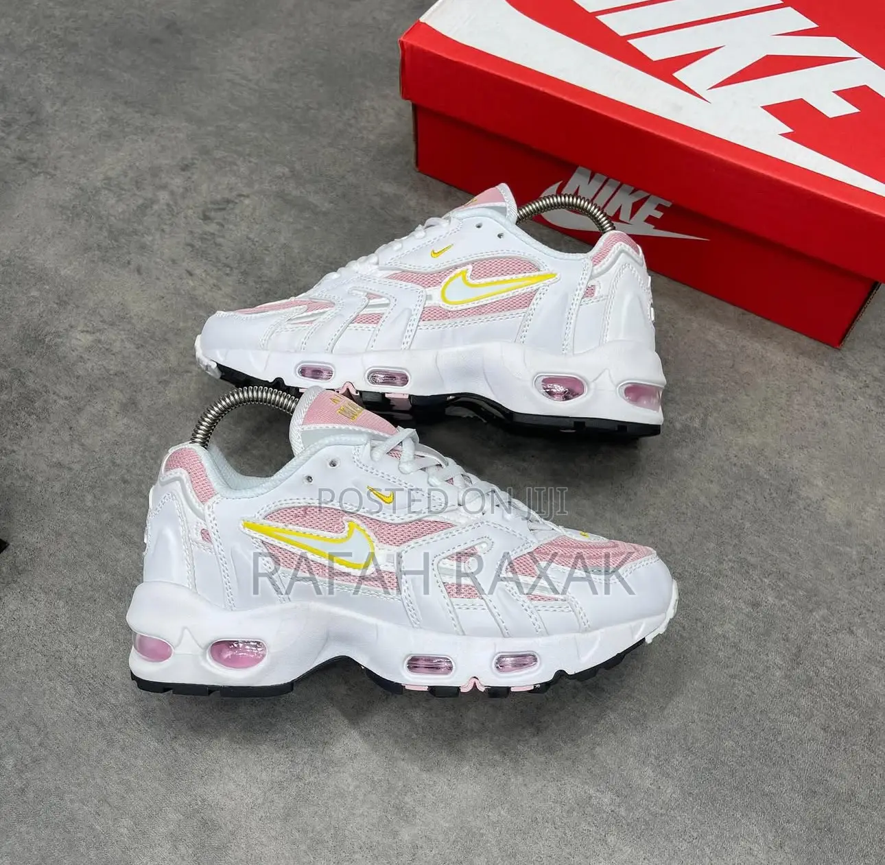 Original Pink/White Nike Air Max 96 Sneaker