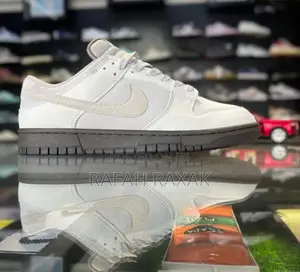 Original Nike Sb Dunk Low Ironstone Sneakers