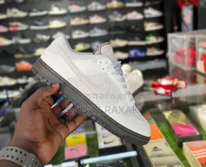 Original Nike Sb Dunk Low Ironstone Sneakers