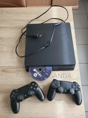 Sony Playstation 4 Ps4 Slim, 2 Controllers/500gb/10 Games
