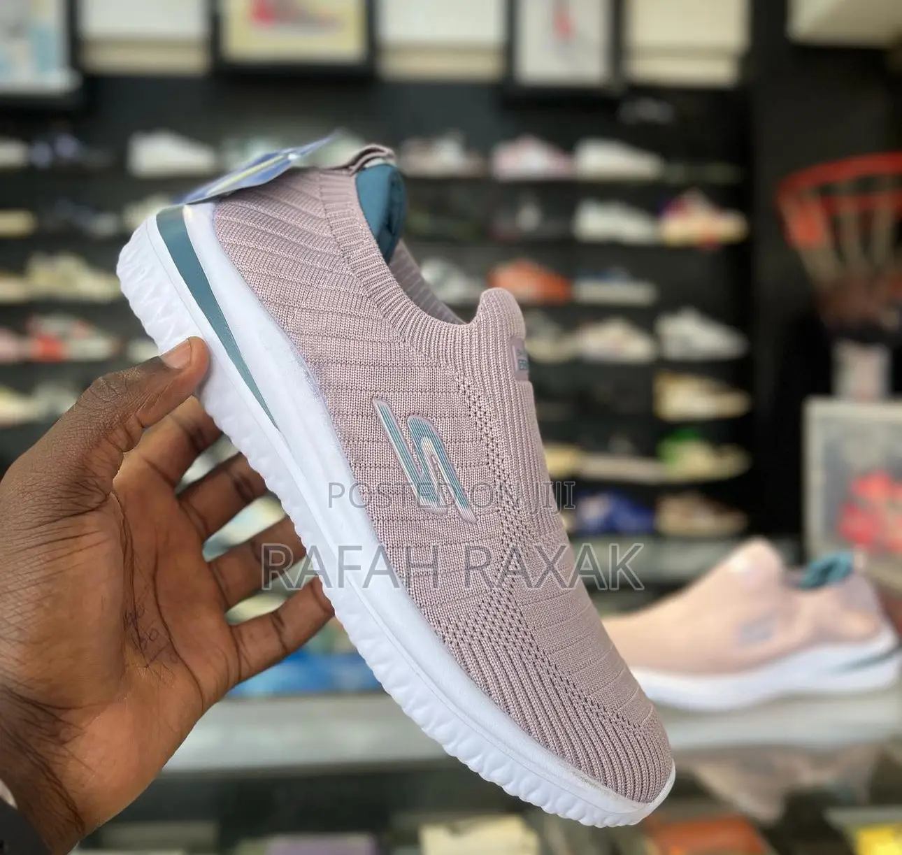 Original Unisex Skechers Gowalk Light Sneakers