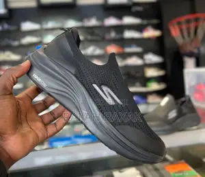 Original Skechers Go Run Vaporfoam Light Sneakers